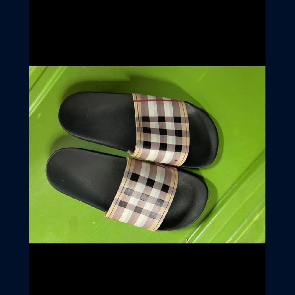 Burberry Men Slide Sandals